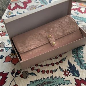 Pandora New in Box Leather Organizer Case/Wallet